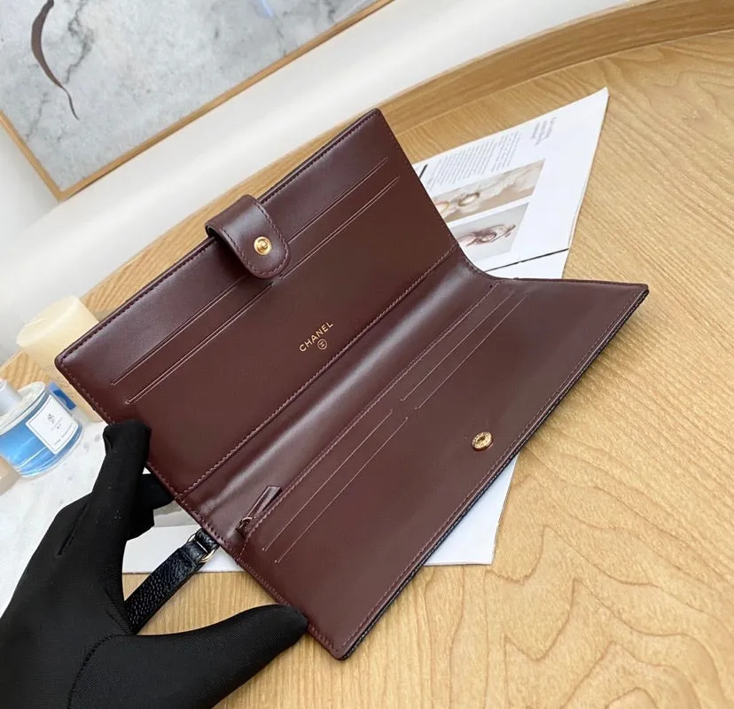 Chanel leather black wallet