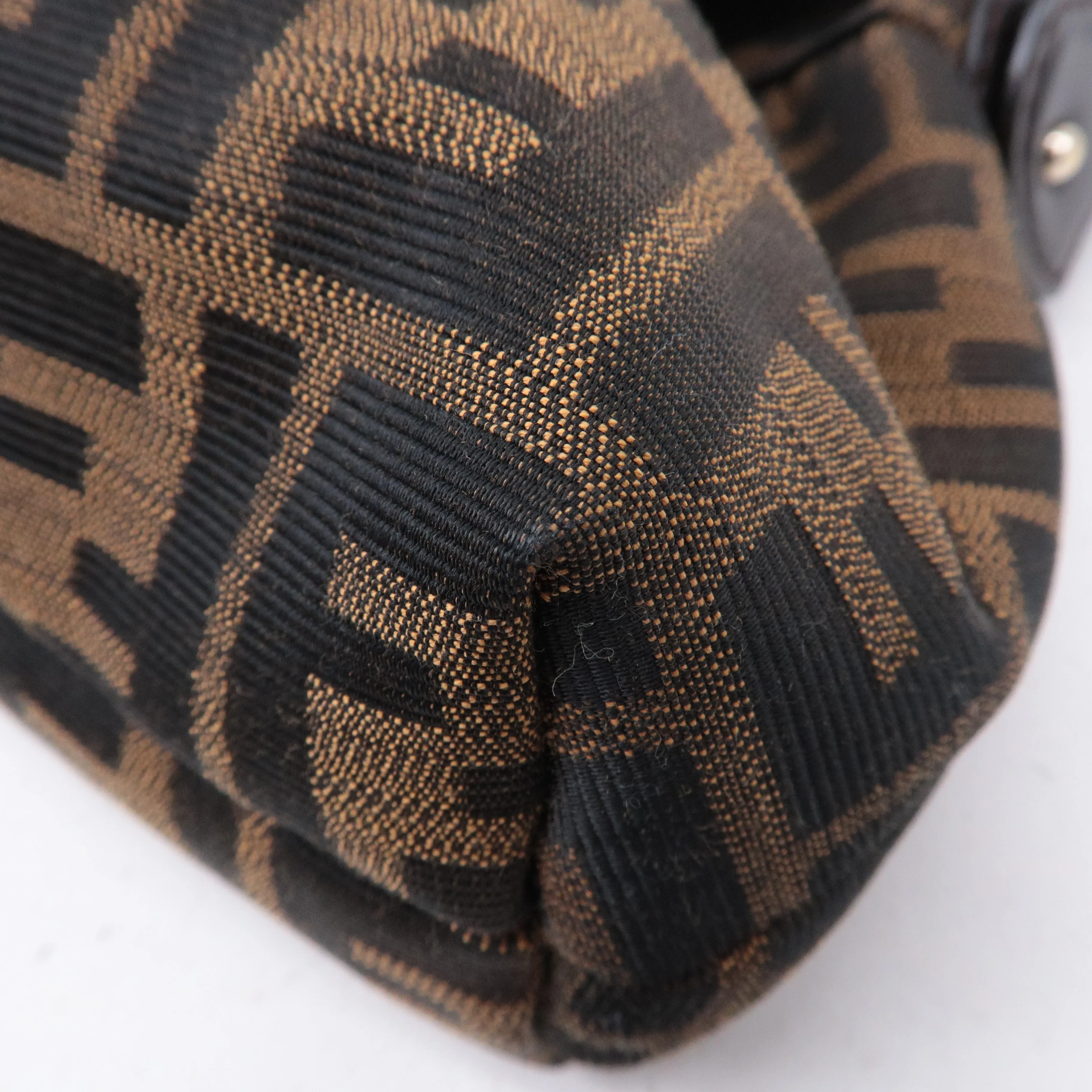 FENDI Zucca Canvas Leather Shoulder Bag Brown Black 8BR436