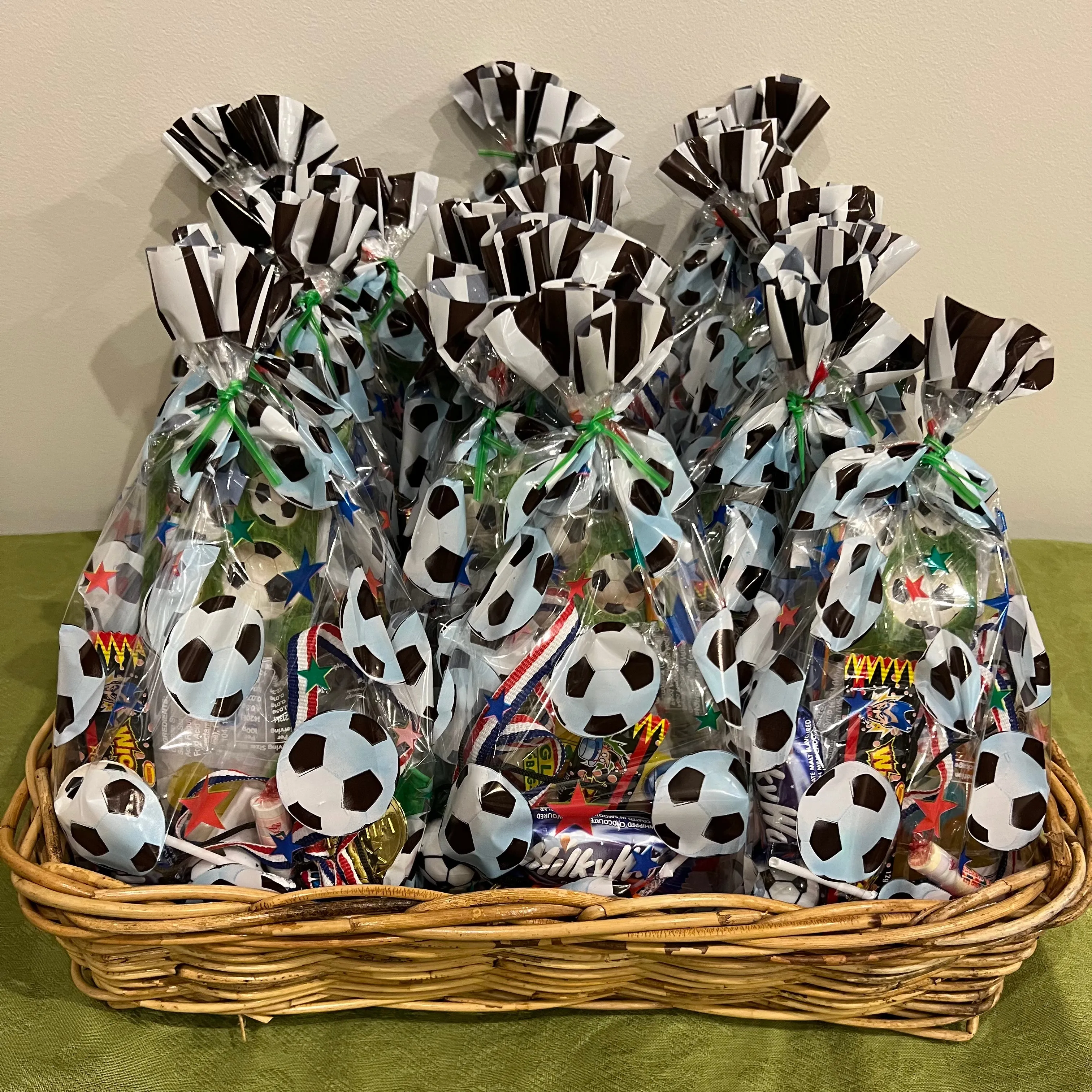 Soccer Ball Deluxe Lolly Bag