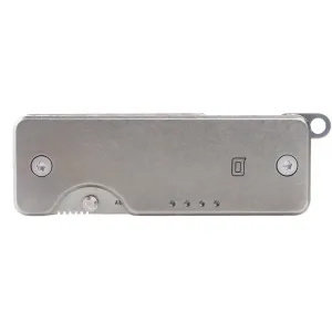 The Q3 Key Organizer (SW) - Titanium